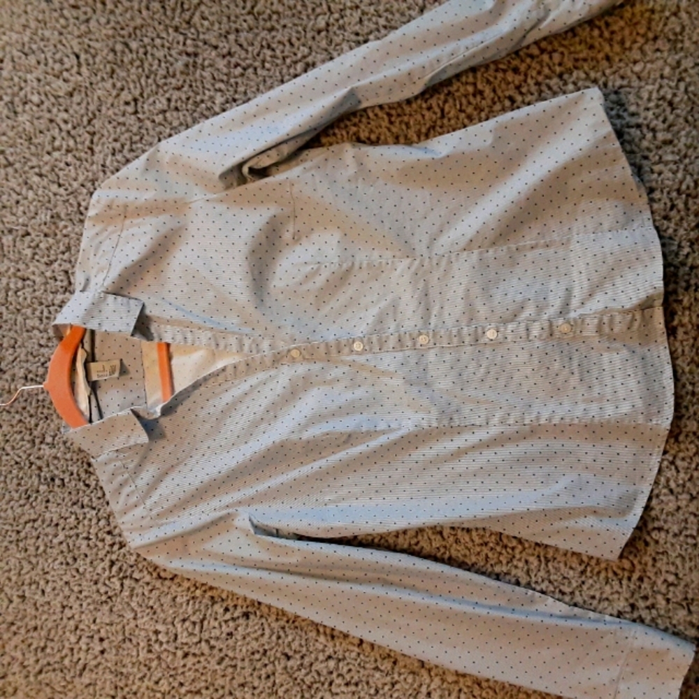 Fitted V-Neck Blouse
